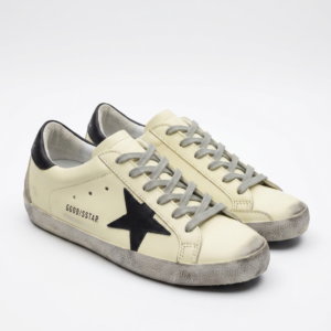 Vintage Distressed Star Sneakers - Off-White/Black